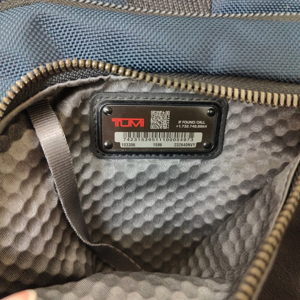 Tumi alpha bravo